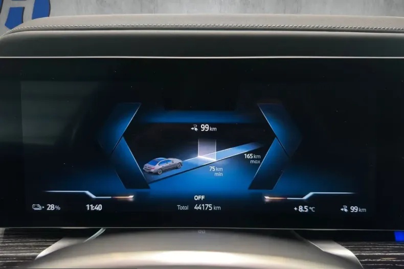 BMW i7 (Seria 7) din 2023 cu 43.707 km - oferta BMW212244 - foto 19