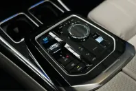 BMW i7 (Seria 7) din 2023 cu 43.707 km - oferta BMW212244 - foto 24