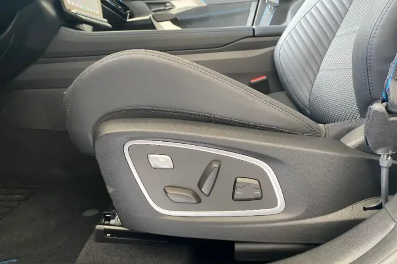 Renault Austral din 2026 cu 160 km - oferta REN212246 - foto 9
