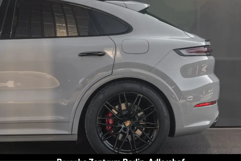 Porsche Cayenne din 2024 cu 23.910 km - oferta POR212249 - foto 16