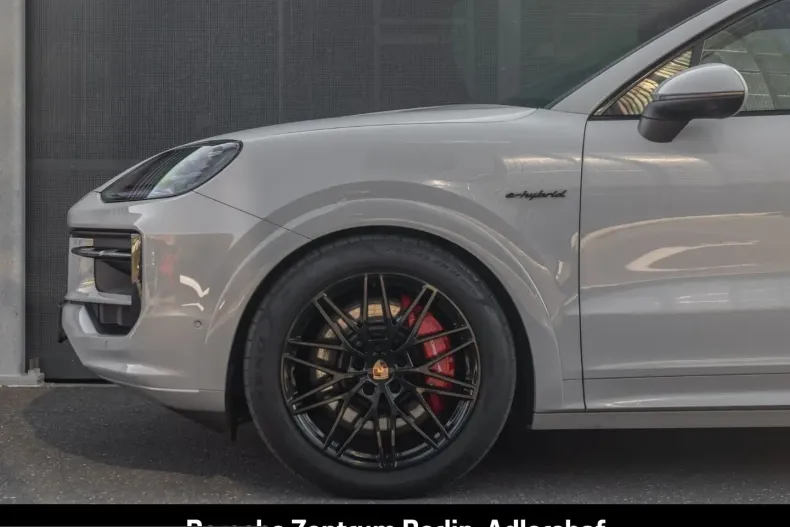 Porsche Cayenne din 2024 cu 23.910 km - oferta POR212249 - foto 17
