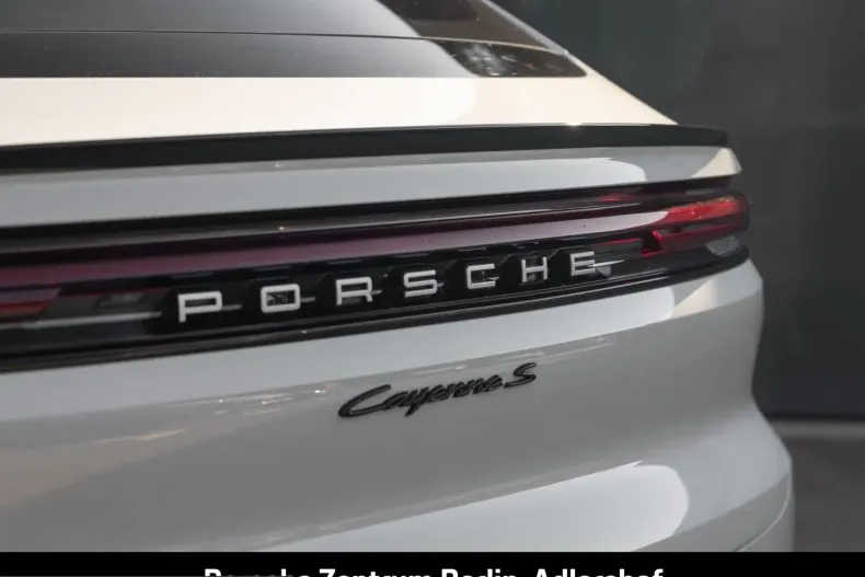 Porsche Cayenne din 2024 cu 23.910 km - oferta POR212249 - foto 36