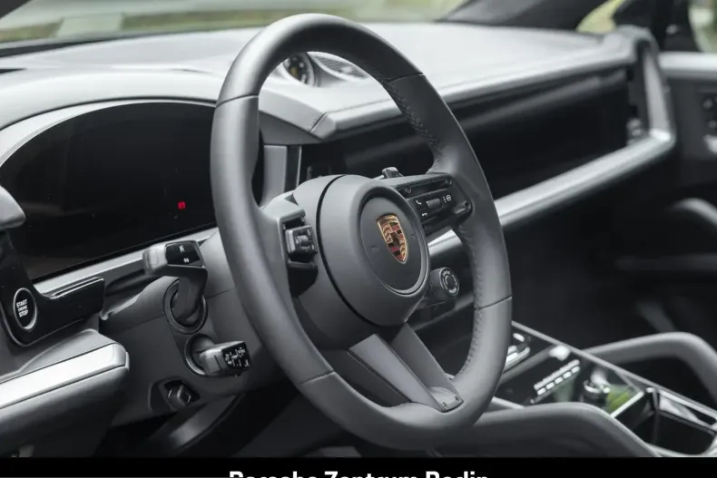 Porsche Cayenne din 2025 cu 9.900 km - oferta POR212250 - foto 24