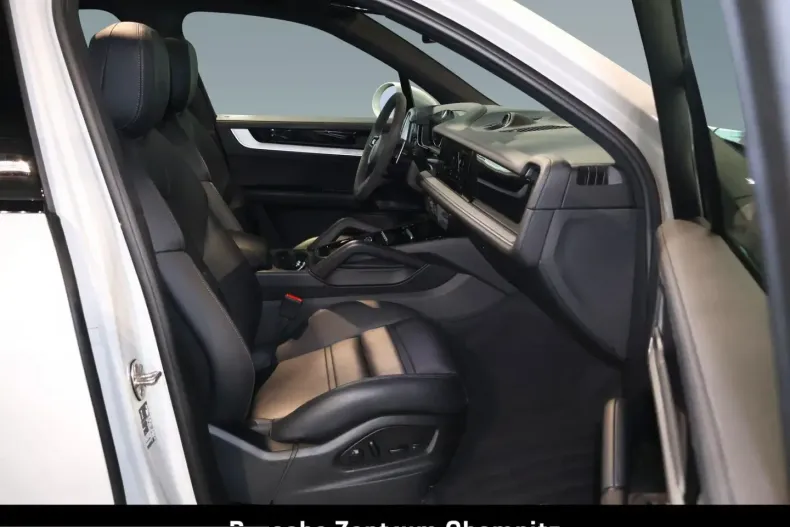 Porsche Cayenne din 2024 cu 22.400 km - oferta POR212254 - foto 13