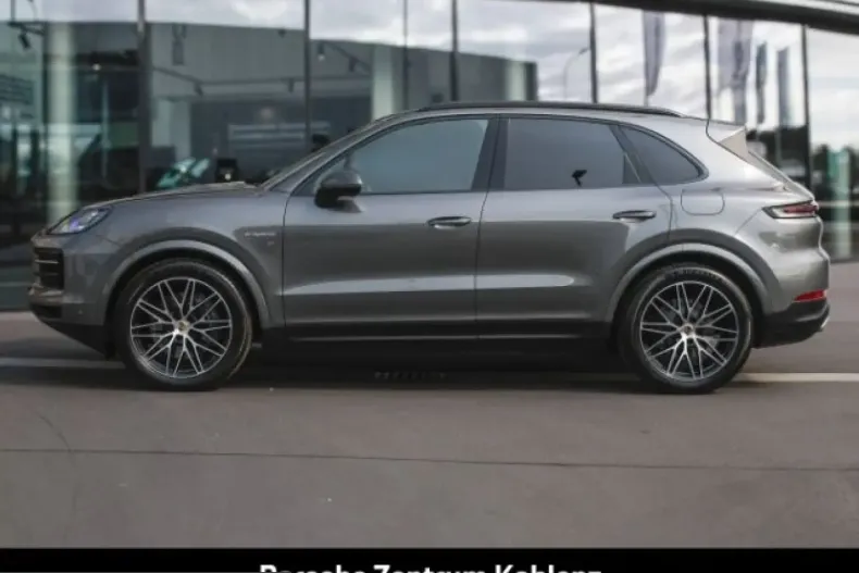 Porsche Cayenne din 2024 cu 15.300 km - oferta POR212255 - foto 2