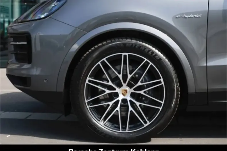 Porsche Cayenne din 2024 cu 15.300 km - oferta POR212255 - foto 12