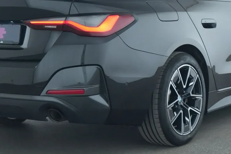 BMW 430i (Seria 4) din 2023 cu 72.111 km - oferta BMW212266 - foto 13