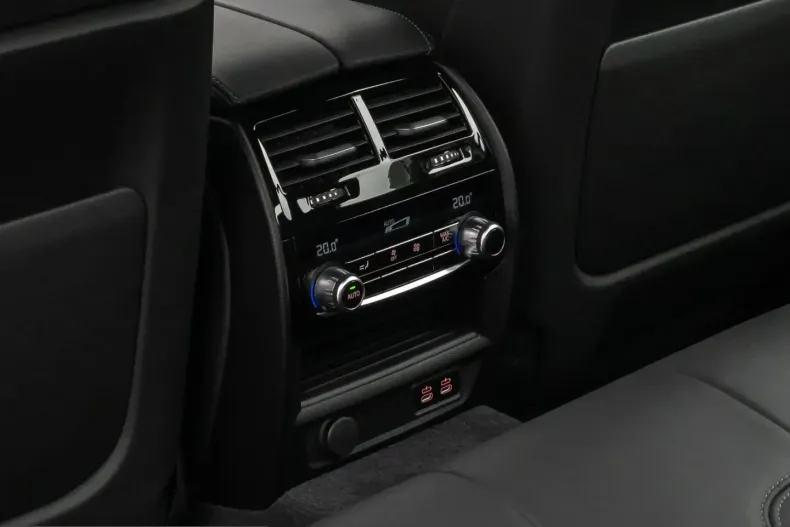 BMW M5 (Seria 5) din 2022 cu 34.240 km - oferta BMW212269 - foto 29