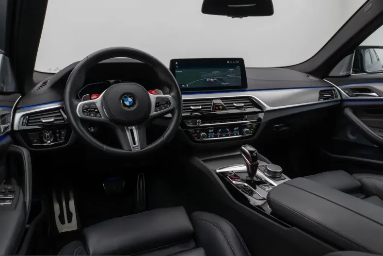 BMW M5 (Seria 5) din 2022 cu 34.240 km - oferta BMW212269 - foto 38