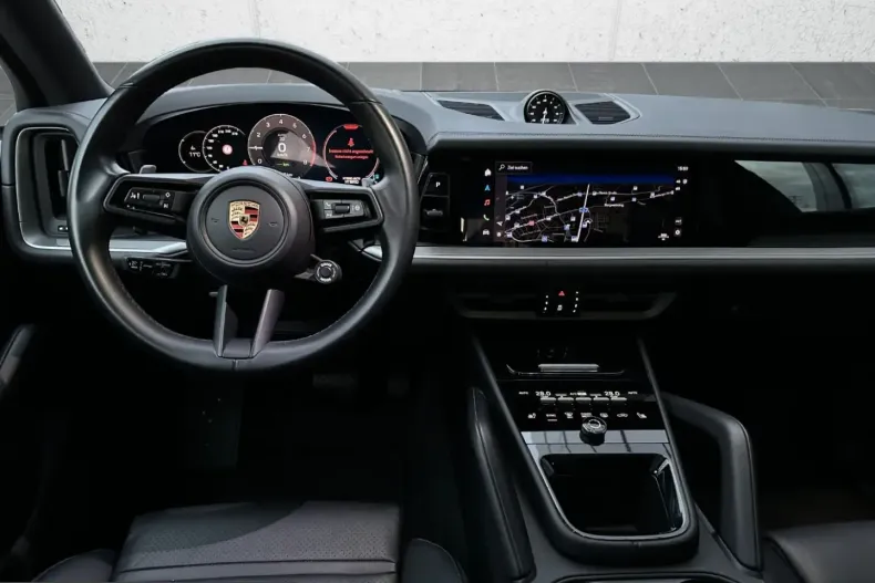 Porsche Cayenne din 2024 cu 28.700 km - oferta POR212272 - foto 9