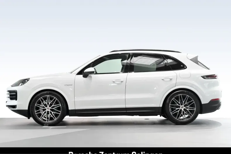 Porsche Cayenne din 2024 cu 22.583 km - oferta POR212273 - foto 2