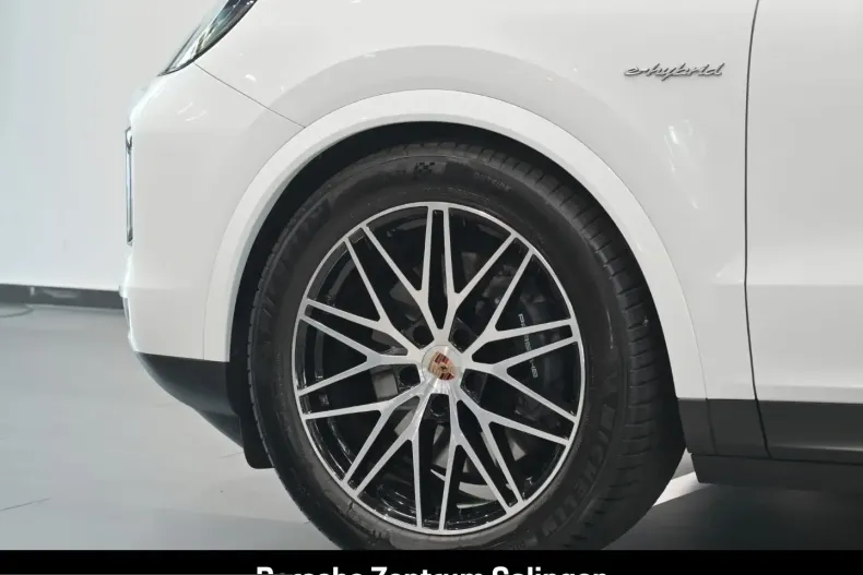 Porsche Cayenne din 2024 cu 22.583 km - oferta POR212273 - foto 10