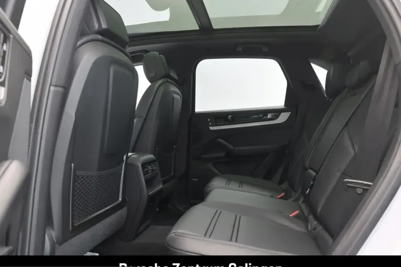 Porsche Cayenne din 2024 cu 22.583 km - oferta POR212273 - foto 18