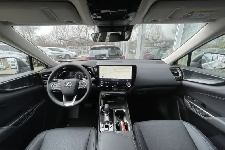 Lexus NX 350h din 2025 cu 4.981 km - oferta LEX212274 - foto 9