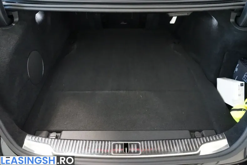 Mercedes-Benz S 63 AMG (Clasa S) din 2024 cu 37.700 km - oferta MER212280 - foto 33