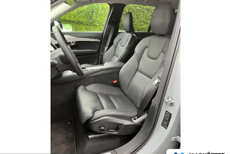 Volvo XC90 din 2024 cu 37.561 km - oferta VOL212289 - foto 13