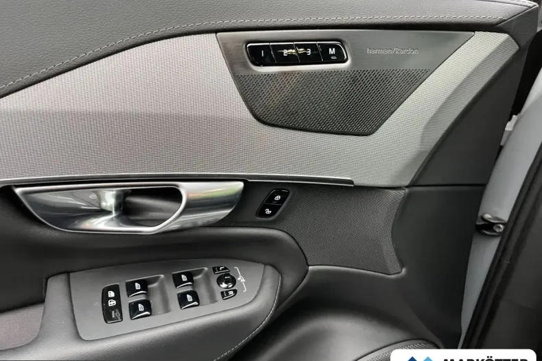 Volvo XC90 din 2024 cu 37.561 km - oferta VOL212289 - foto 19