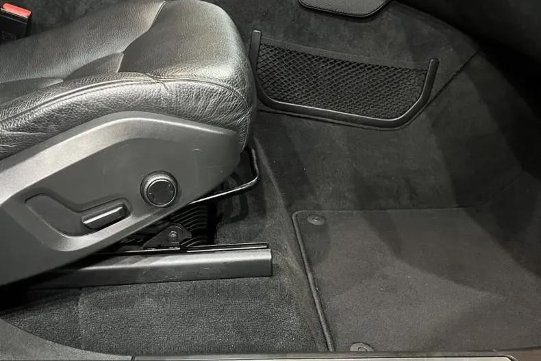 Volvo XC90 din 2021 cu 89.600 km - oferta VOL212290 - foto 31