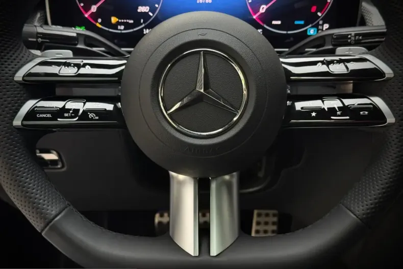 Mercedes-Benz GLC 220 (Clasa GLC) din 2025 cu 16.525 km - oferta MER212291 - foto 13