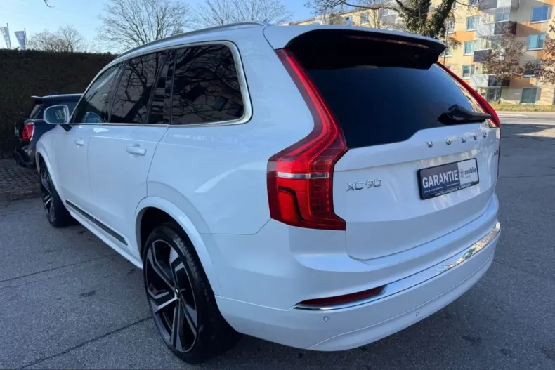 Volvo XC90 din 2024 cu 81.086 km - oferta VOL212292 - foto 3