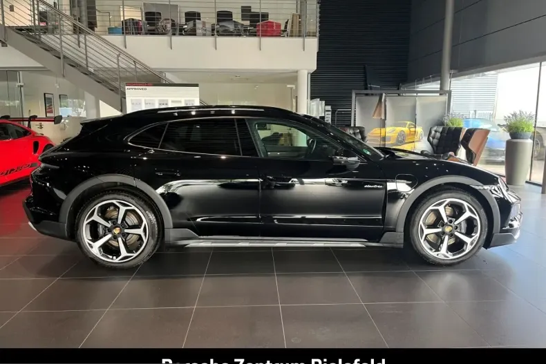 Porsche Taycan din 2025 cu 16.000 km - oferta POR212295 - foto 4