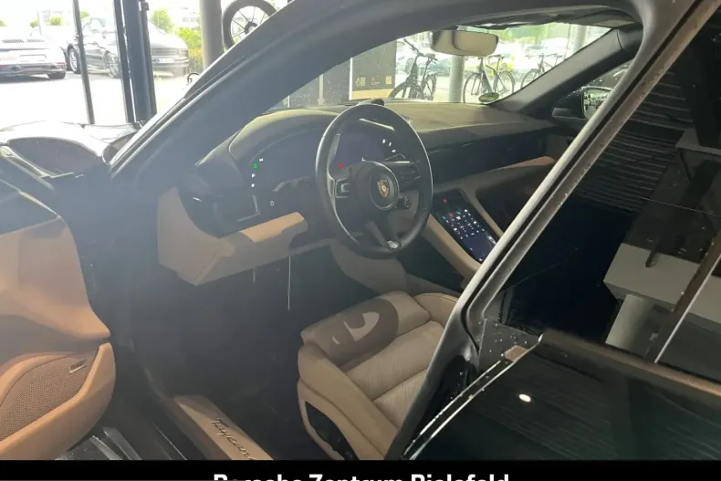 Porsche Taycan din 2025 cu 16.000 km - oferta POR212295 - foto 10