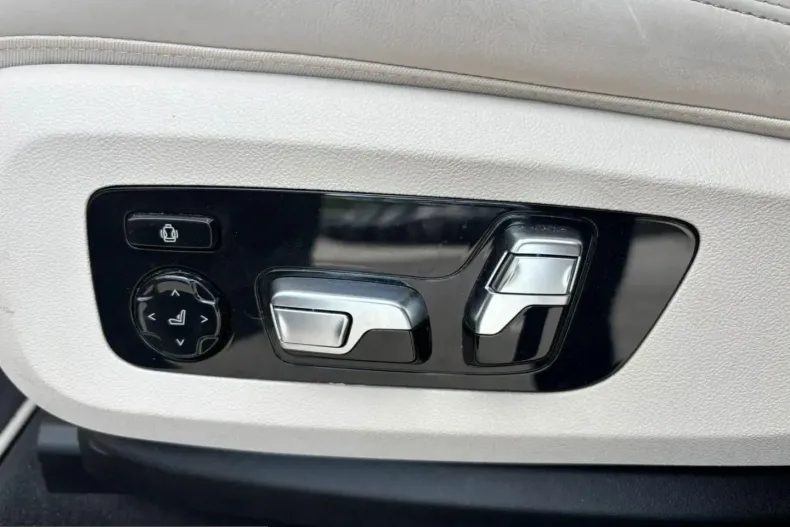 BMW X6 M50 (Seria X) din 2021 cu 41.224 km - oferta BMW212302 - foto 13