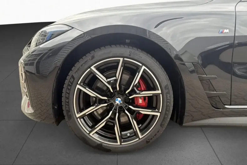 BMW i4 (Seria 4) din 2024 cu 24.066 km - oferta BMW212304 - foto 13