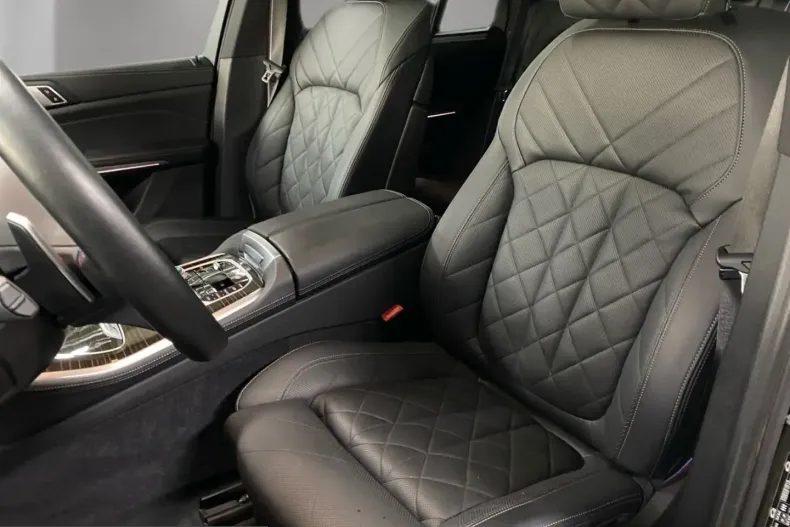 BMW X5 M60 (Seria X) din 2024 cu 22.669 km - oferta BMW212305 - foto 9