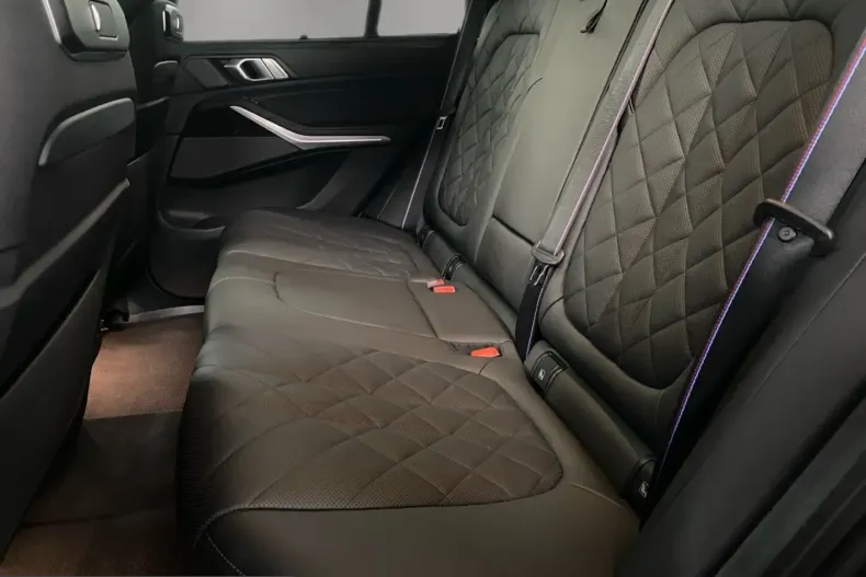 BMW X5 M60 (Seria X) din 2024 cu 22.669 km - oferta BMW212305 - foto 11