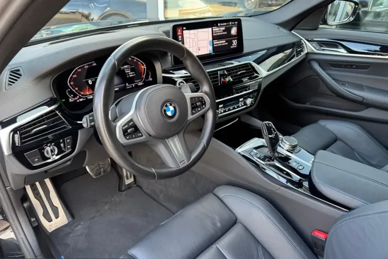 BMW 540 (Seria 5) din 2023 cu 59.907 km - oferta BMW212307 - foto 10