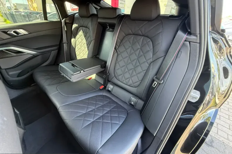 BMW X6 (Seria X) din 2023 cu 49.998 km - oferta BMW212311 - foto 13