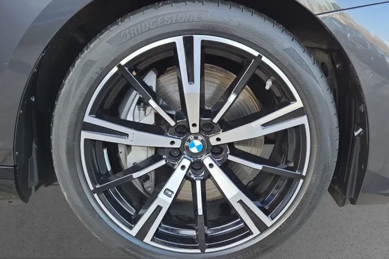 BMW 550 (Seria 5) din 2025 cu 20.000 km - oferta BMW212316 - foto 13