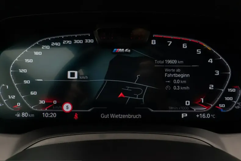 BMW M4 (Seria 4) din 2022 cu 19.609 km - oferta BMW212319 - foto 39