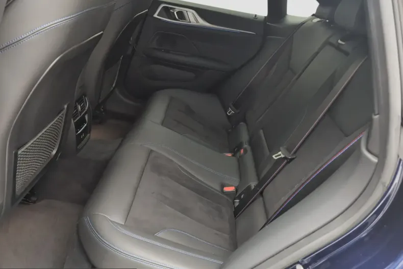 BMW i4 (Seria 4) din 2023 cu 72.413 km - oferta BMW212321 - foto 7