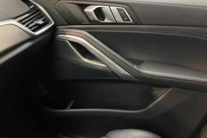 BMW X6 M50 (Seria X) din 2022 cu 72.700 km - oferta BMW212322 - foto 15