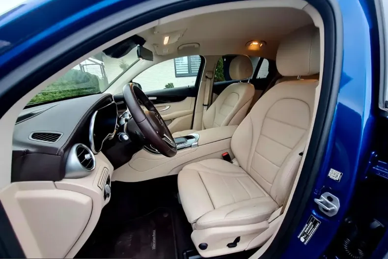 Mercedes-Benz GLC 300 (Clasa GLC) din 2021 cu 59.000 km - oferta MER212336 - foto 12