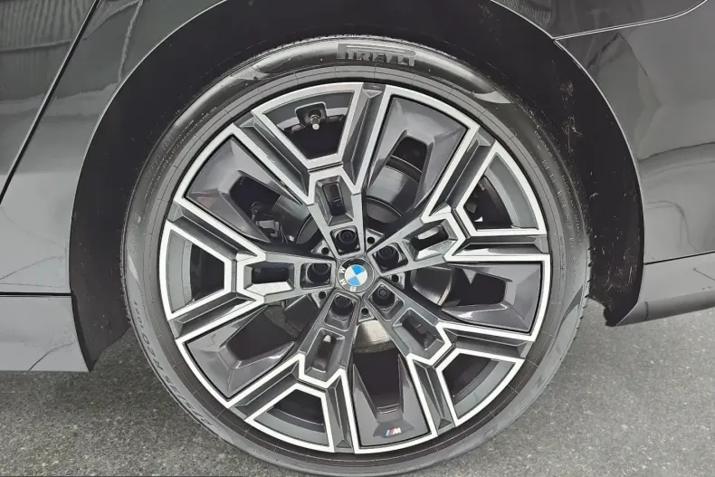 BMW 520 (Seria 5) din 2025 cu 28.861 km - oferta BMW212338 - foto 6