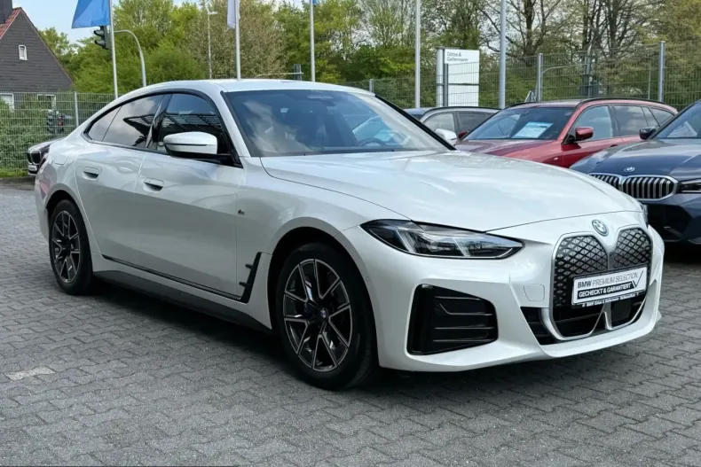 BMW i4 (Seria 4) din 2025 cu 18.050 km - oferta BMW212339 - foto 1