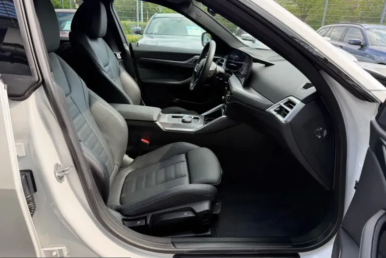 BMW i4 (Seria 4) din 2025 cu 18.050 km - oferta BMW212339 - foto 9