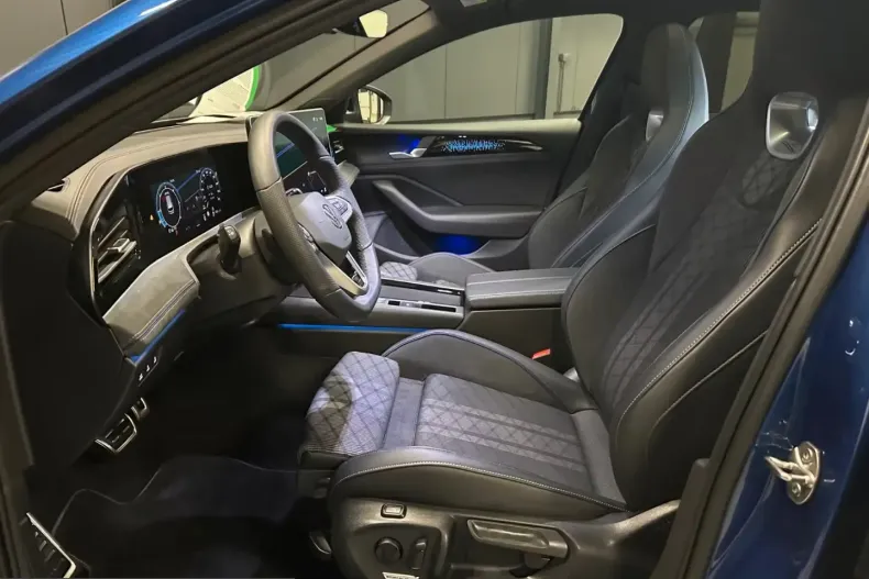 Volkswagen Passat din 2025 cu 26.100 km - oferta VOL212347 - foto 12