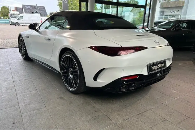 Mercedes-Benz SL 43 AMG (Clasa SL) din 2023 cu 11.496 km - oferta MER212353 - foto 6