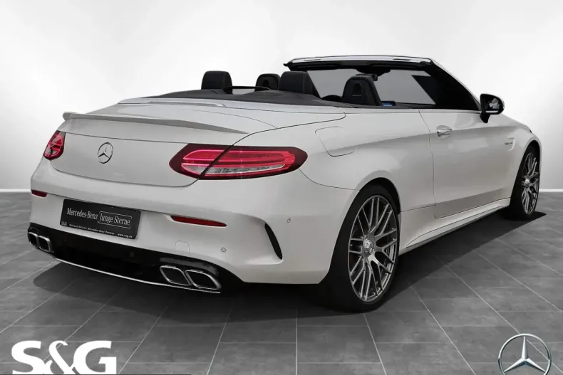 Mercedes-Benz C 63 AMG (Clasa C) din 2022 cu 27.520 km - oferta MER212359 - foto 2