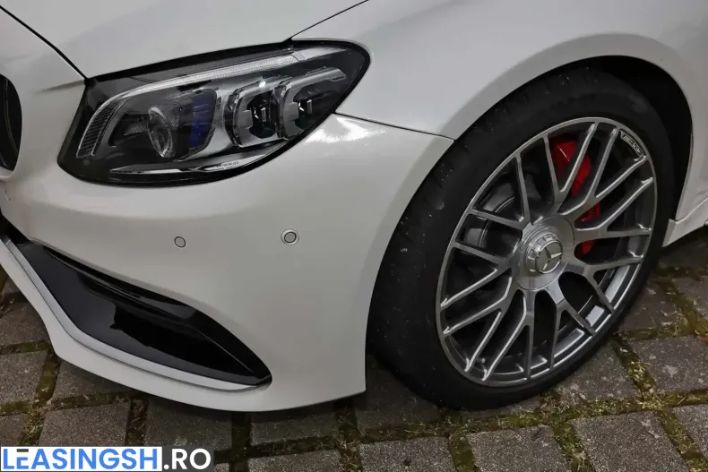 Mercedes-Benz C 63 AMG (Clasa C) din 2022 cu 27.520 km - oferta MER212359 - foto 3