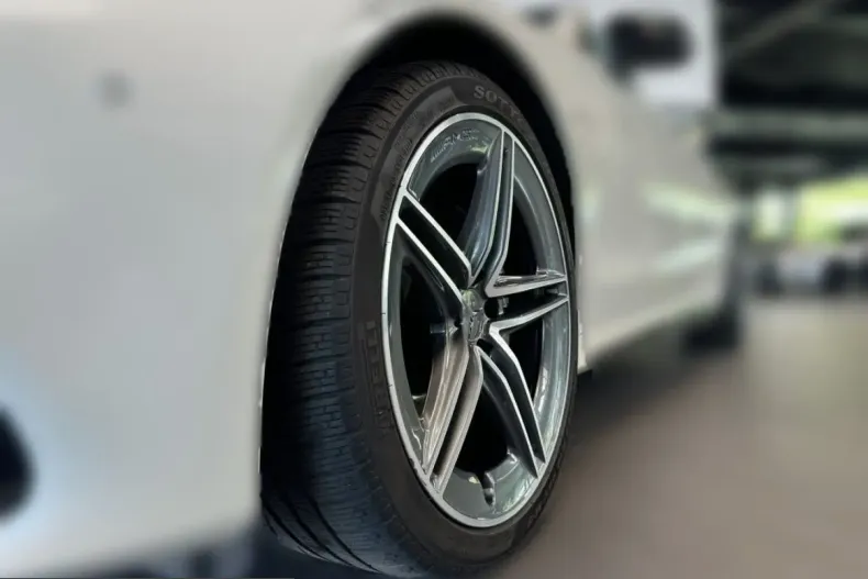 Mercedes-Benz C 63 AMG (Clasa C) din 2022 cu 51.946 km - oferta MER212362 - foto 3