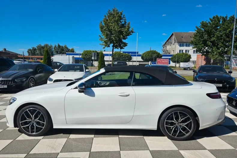Mercedes-Benz E 450 (Clasa E) din 2023 cu 11.800 km - oferta MER212364 - foto 4