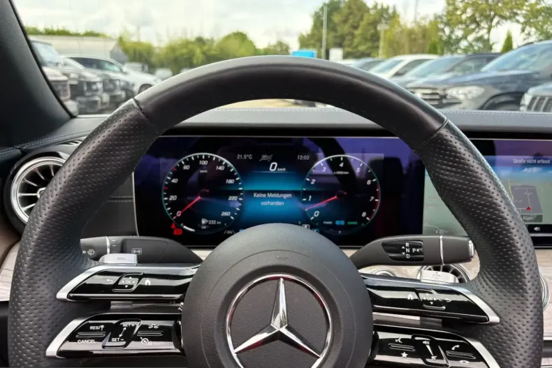 Mercedes-Benz E 450 (Clasa E) din 2023 cu 11.800 km - oferta MER212364 - foto 16