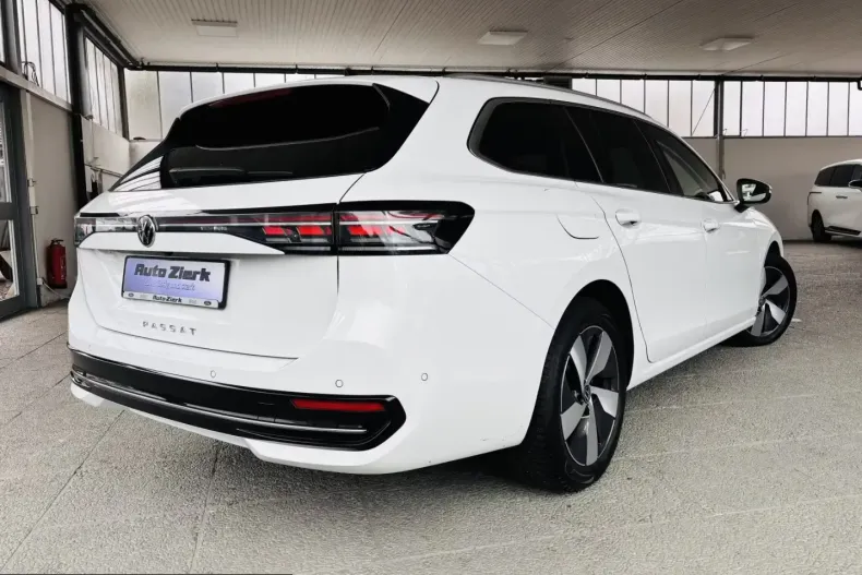Volkswagen Passat din 2025 cu 29.985 km - oferta VOL212378 - foto 5