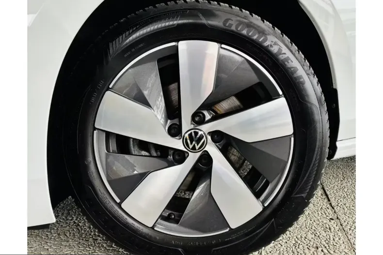 Volkswagen Passat din 2025 cu 29.985 km - oferta VOL212378 - foto 8