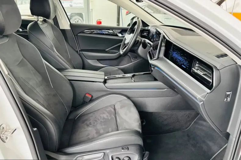 Volkswagen Passat din 2025 cu 29.985 km - oferta VOL212378 - foto 15